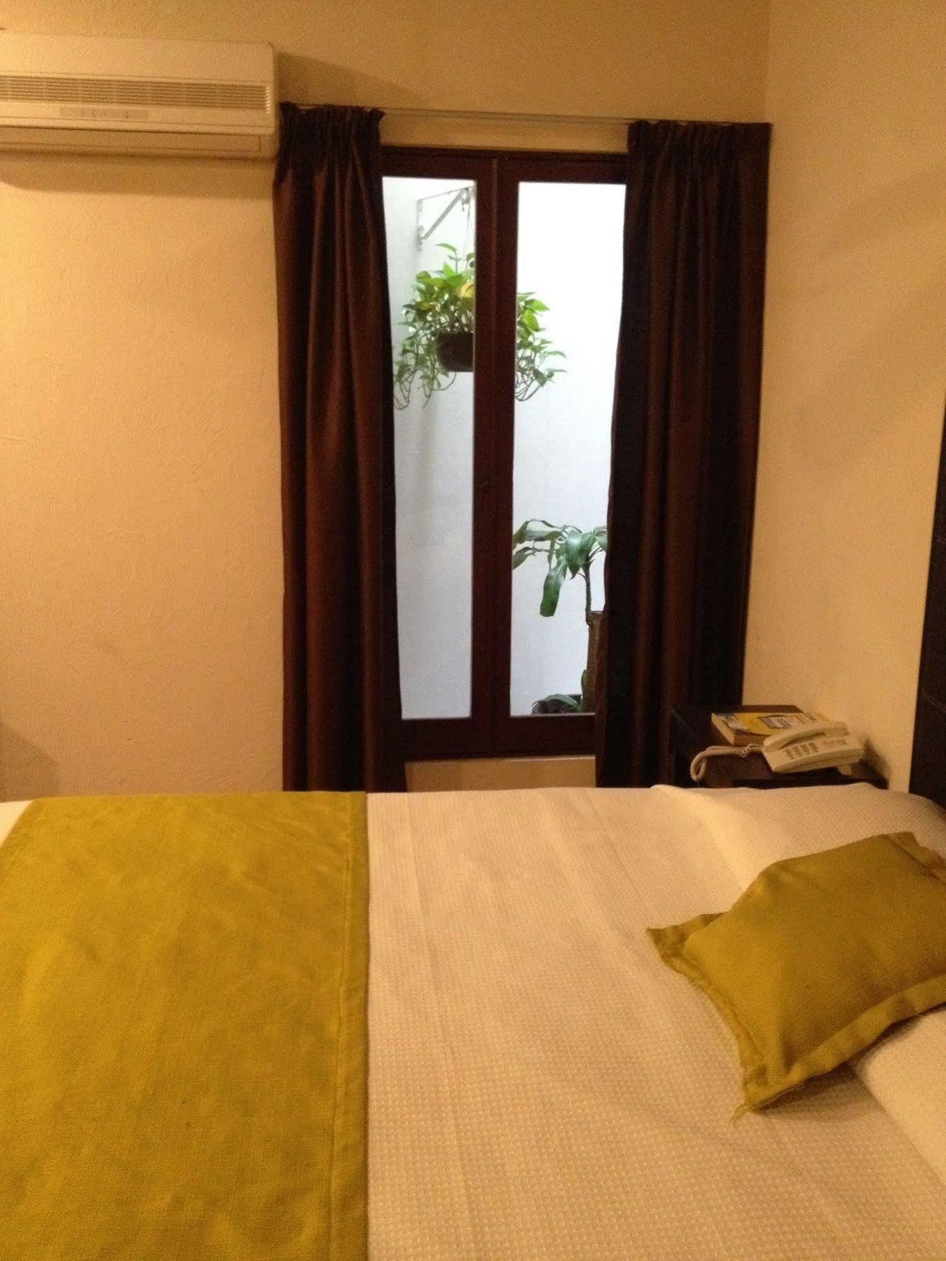 Hotel Majova Inn ハラパ エクステリア 写真
