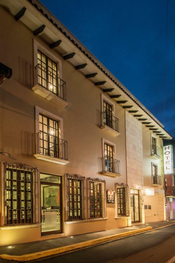 Hotel Majova Inn ハラパ エクステリア 写真