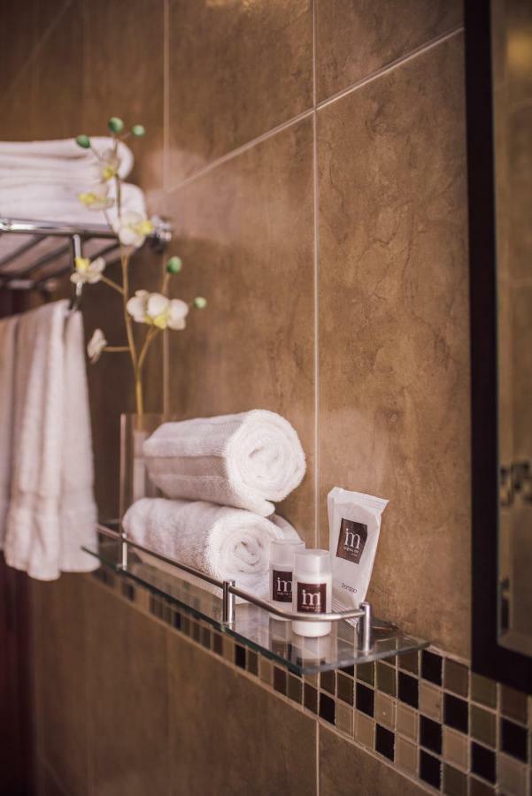 Hotel Majova Inn ハラパ エクステリア 写真